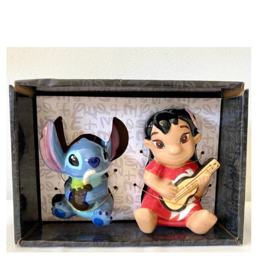 NEW Disney Lilo and Stitch Salt and Pepper Shakers - Picture 3 of 3